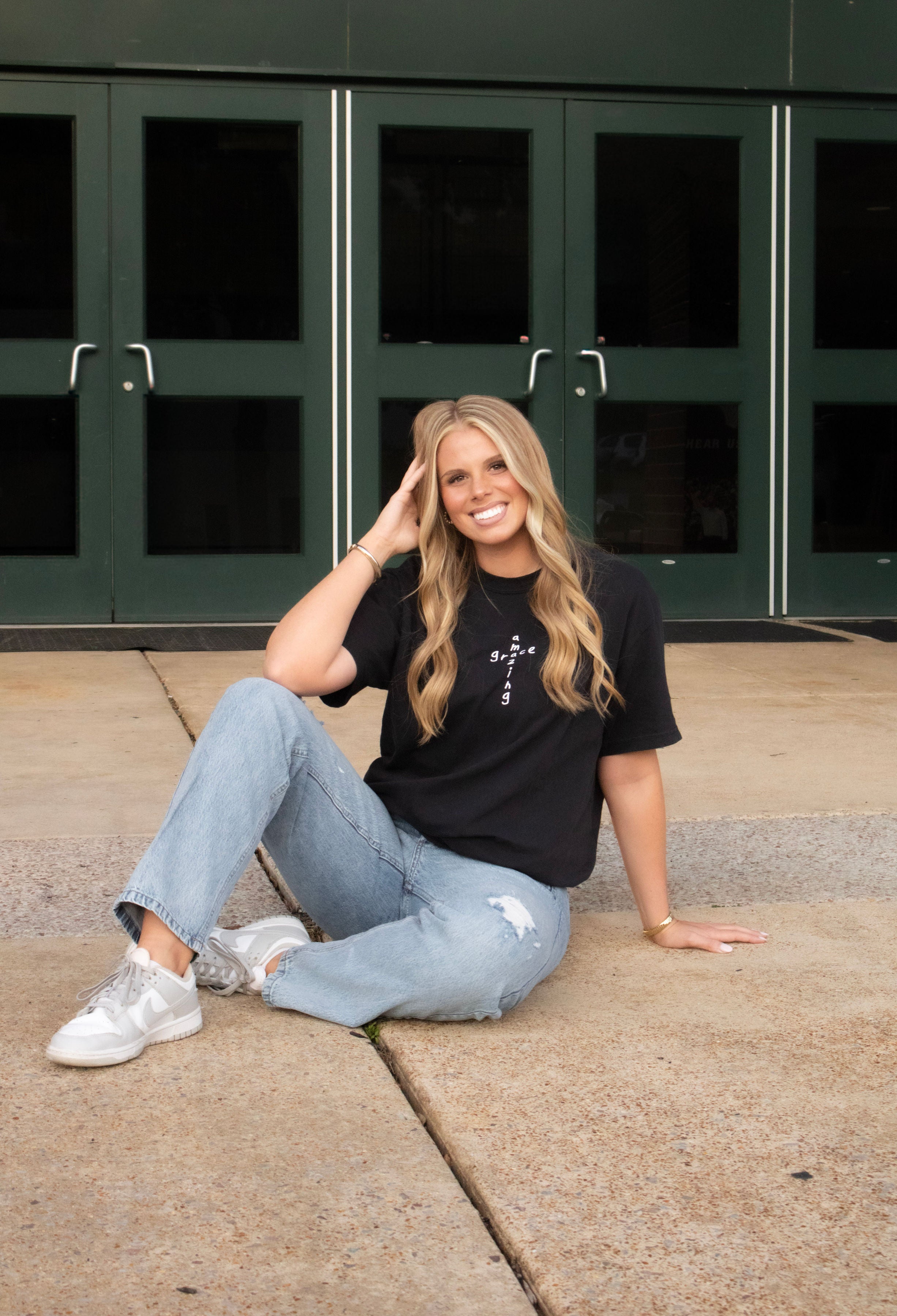 Classic - Black Tee