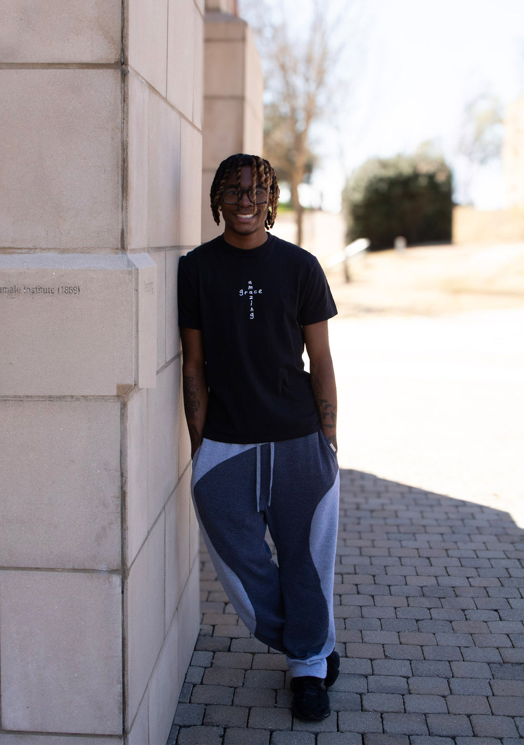 Classic - Black Tee